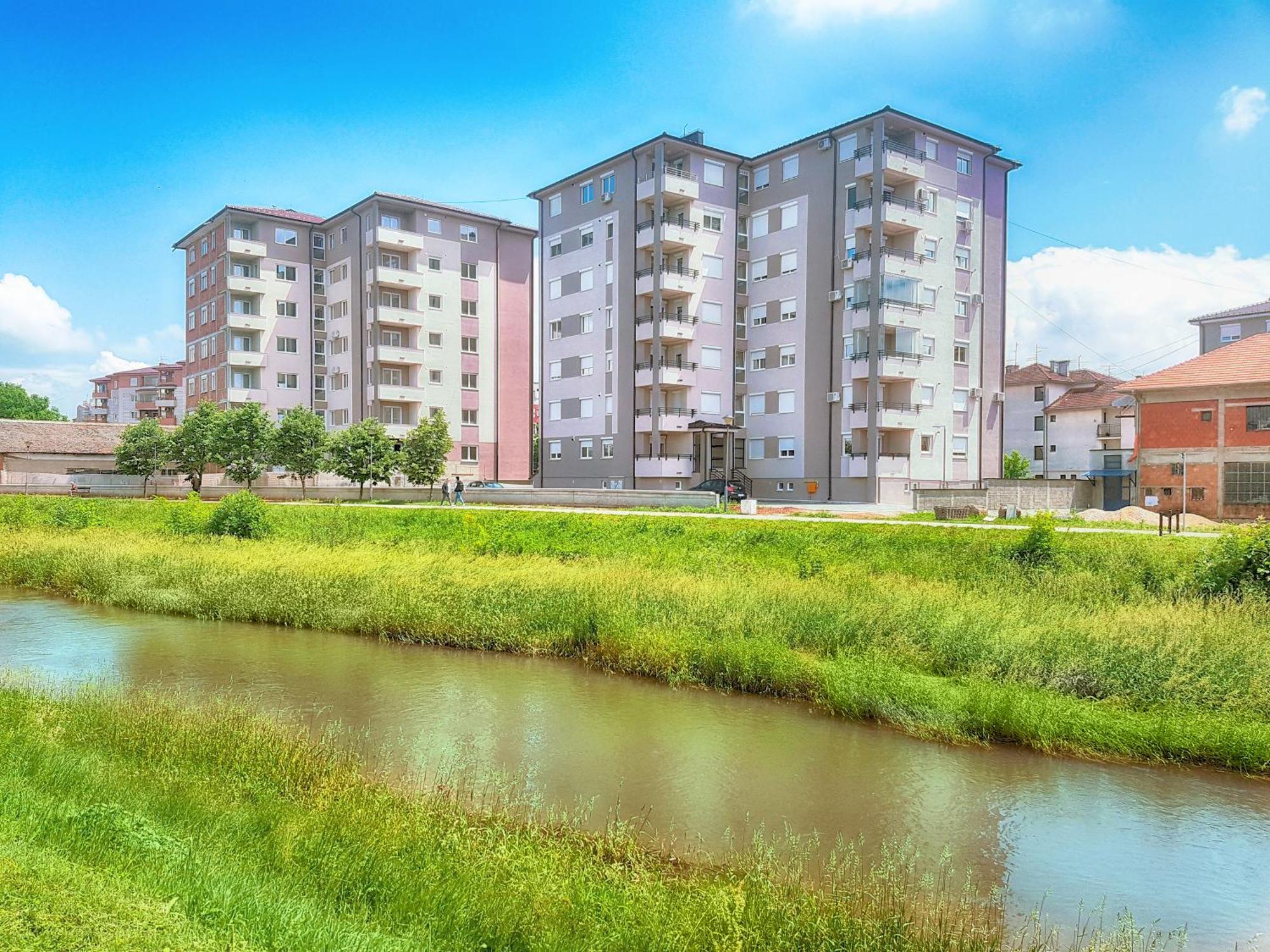 Best Apartments Paraćin Eksteriør billede